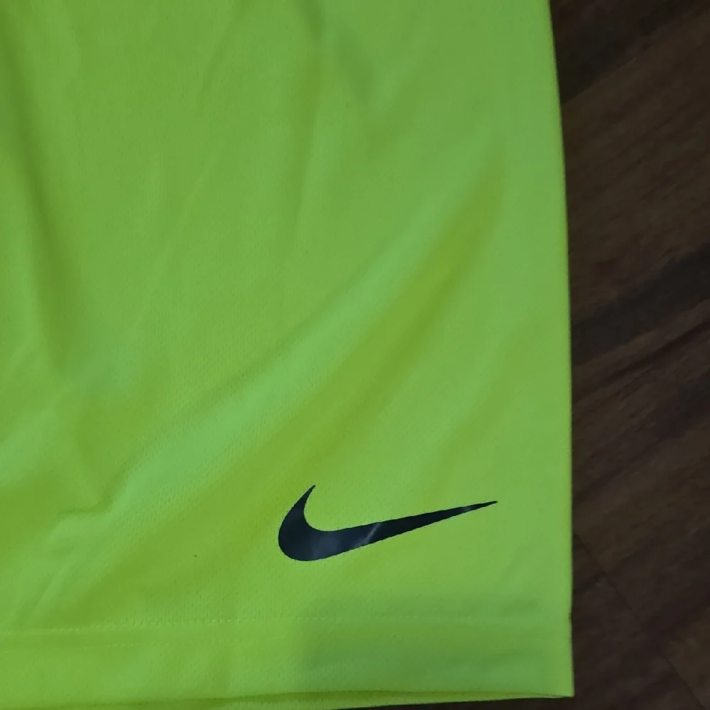 BUNDLE LOTS Variety Nike UNDER AMOUR  Athletic Shorts BOYS LARGE NEW - Picture 13 of 17